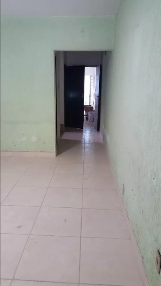 Sobrado à venda com 3 quartos, 190m² - Foto 2