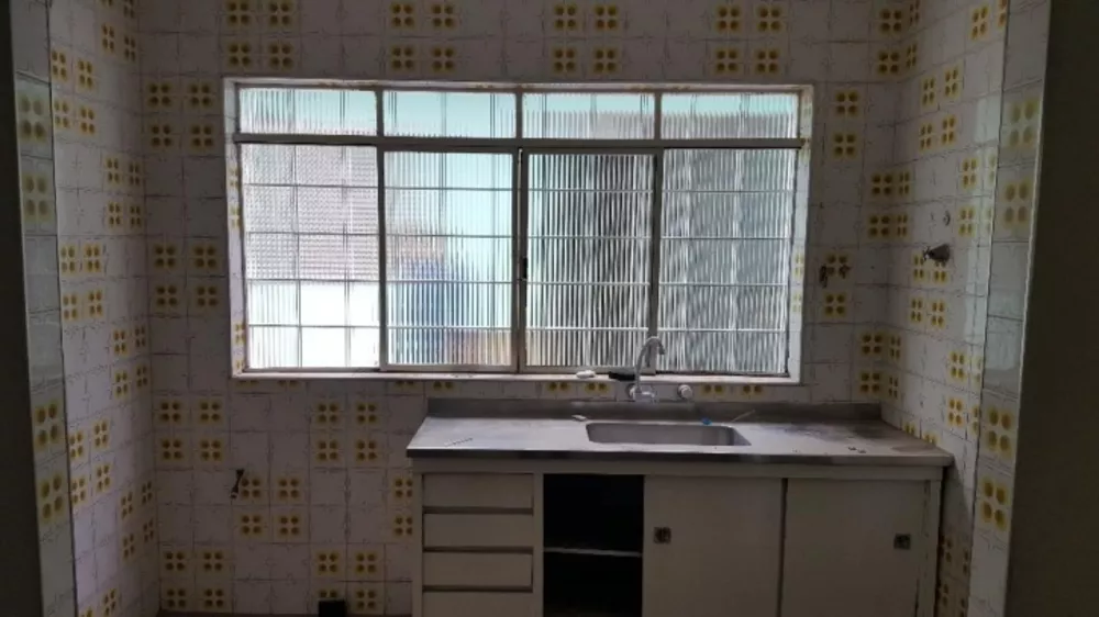 Sobrado à venda com 3 quartos, 190m² - Foto 3