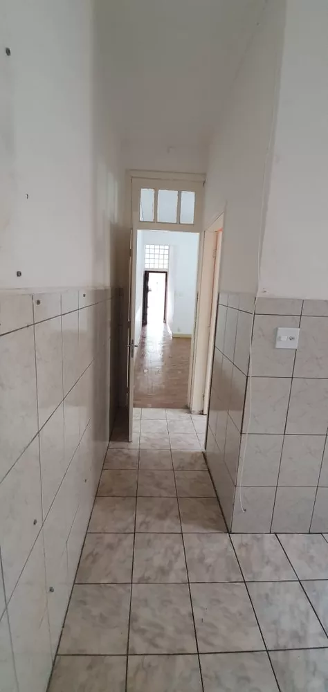 Casa para alugar com 2 quartos, 90m² - Foto 2