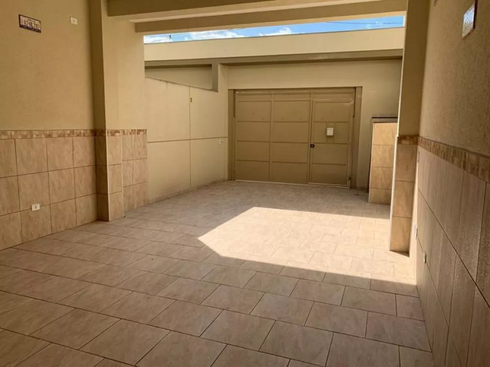 Sobrado à venda com 3 quartos, 170m² - Foto 2