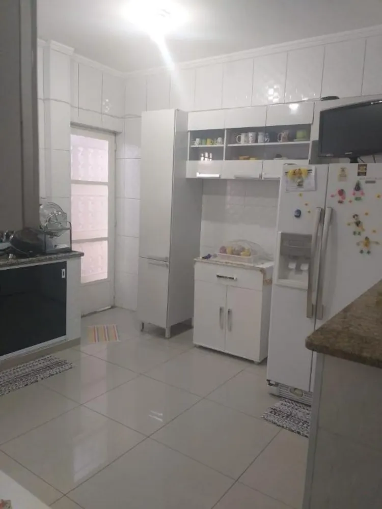 Casa, 2 quartos, 230 m² - Foto 14