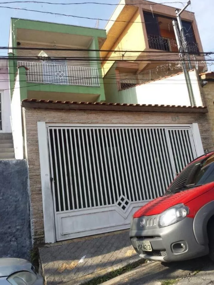 Sobrado à venda com 2 quartos, 250m² - Foto 1