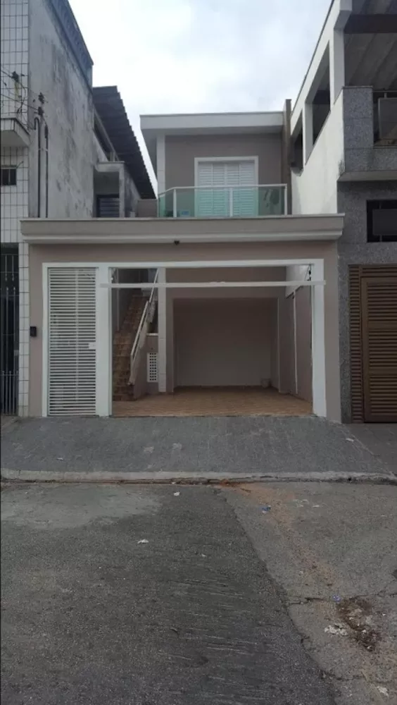 Casa à venda com 3 quartos, 140m² - Foto 1