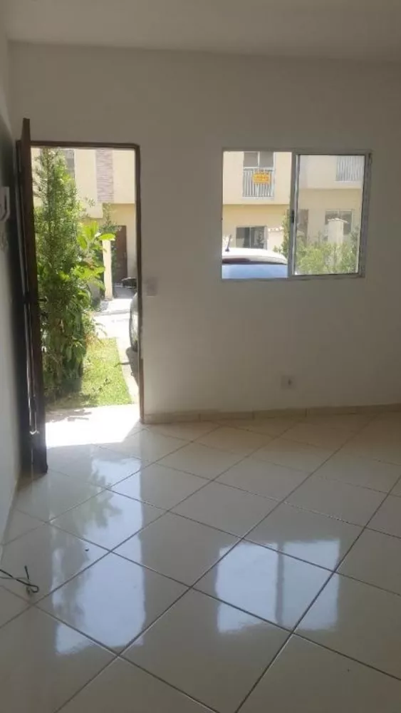 Sobrado à venda com 2 quartos, 90m² - Foto 1