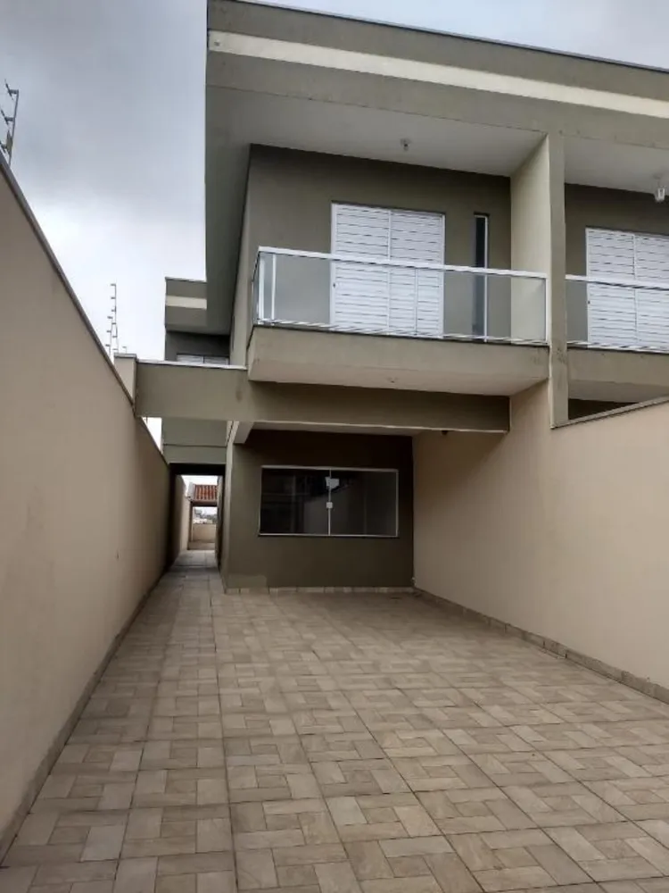 Casa, 3 quartos, 200 m² - Foto 1