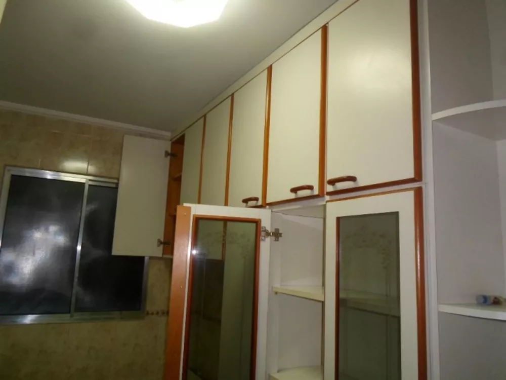 Apartamento à venda com 2 quartos, 62m² - Foto 8