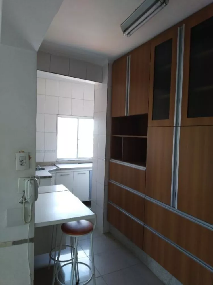 Apartamento à venda com 2 quartos, 58m² - Foto 1