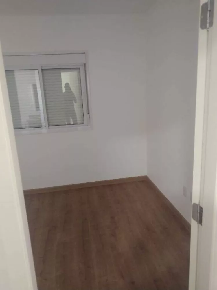 Apartamento à venda com 3 quartos, 72m² - Foto 2