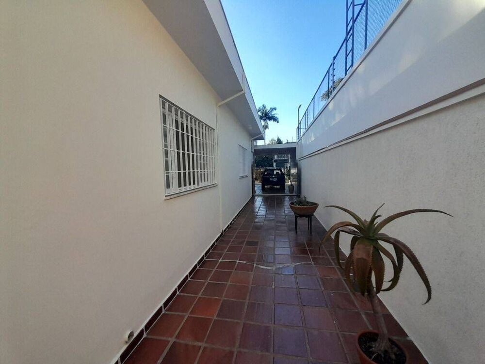 Casa para alugar com 3 quartos, 280m² - Foto 5