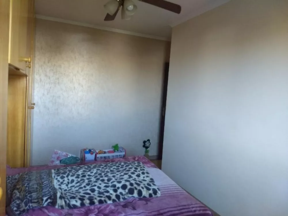 Apartamento à venda com 2 quartos, 62m² - Foto 3