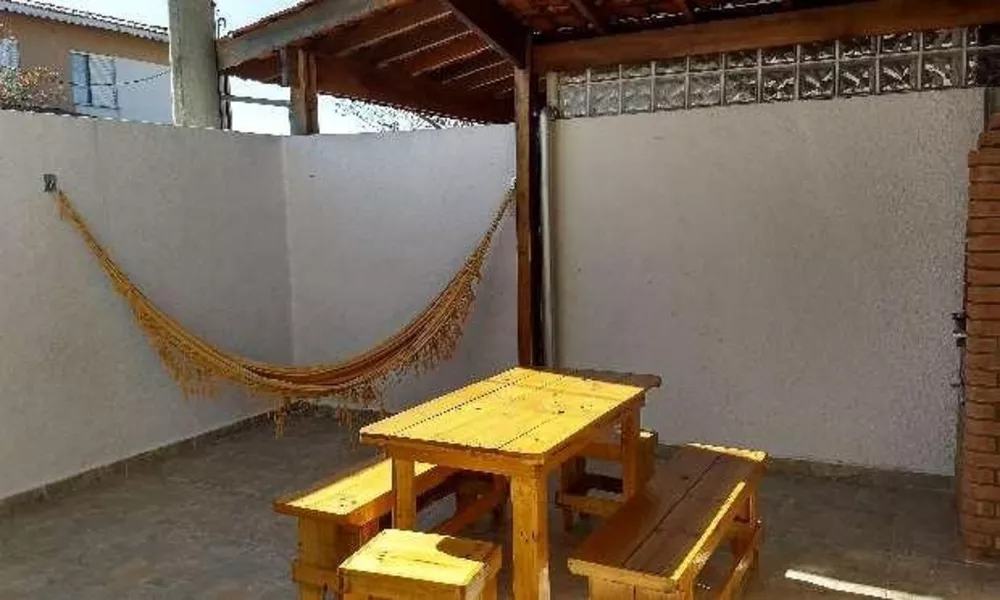 Sobrado à venda com 3 quartos, 80m² - Foto 1