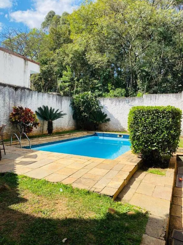 Casa à venda com 4 quartos, 450m² - Foto 1