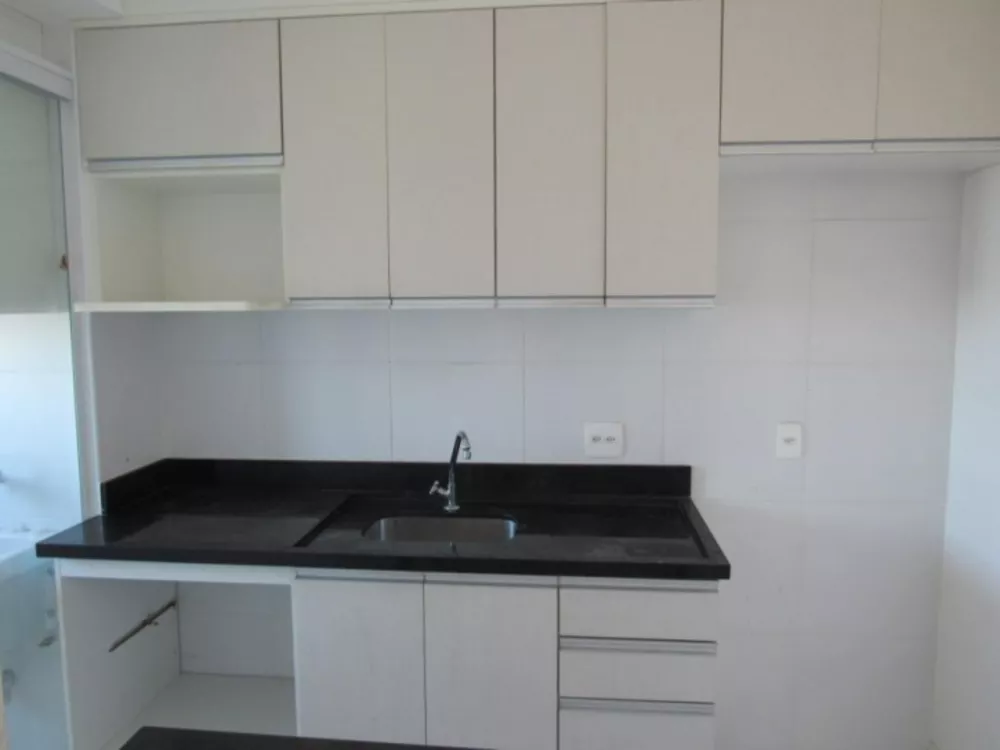 Apartamento à venda com 2 quartos, 45m² - Foto 3