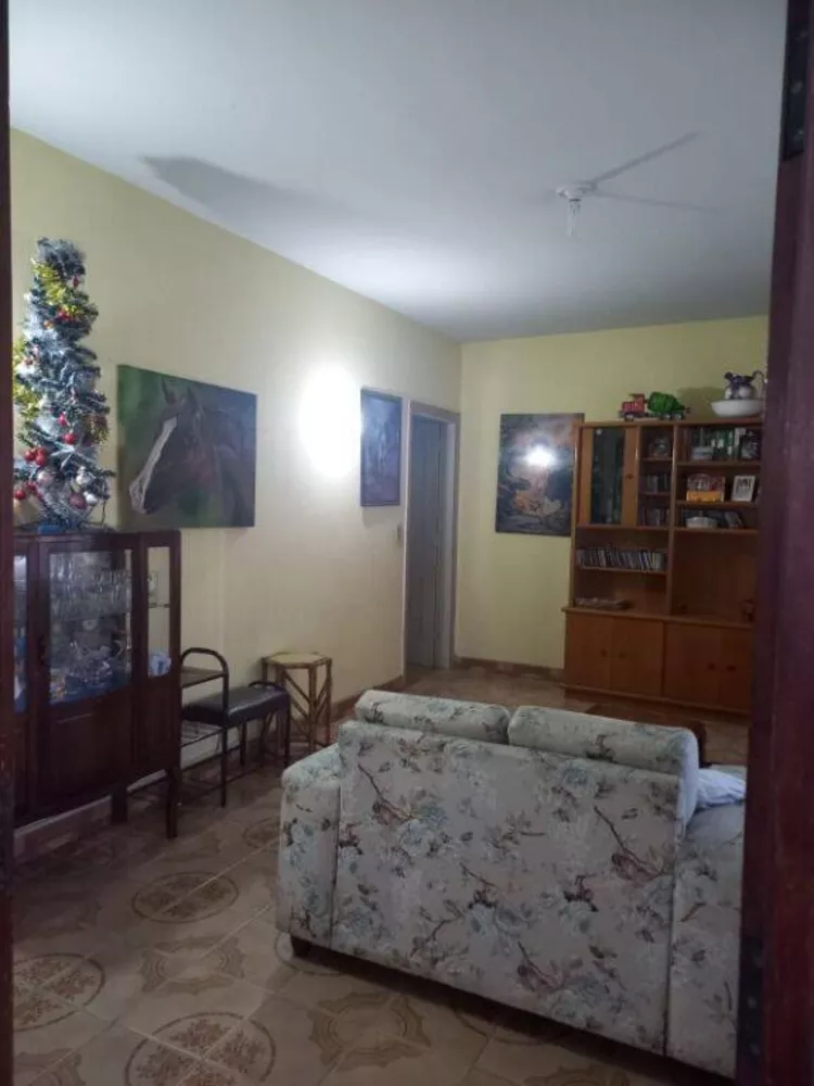 Sobrado à venda com 4 quartos, 260m² - Foto 2