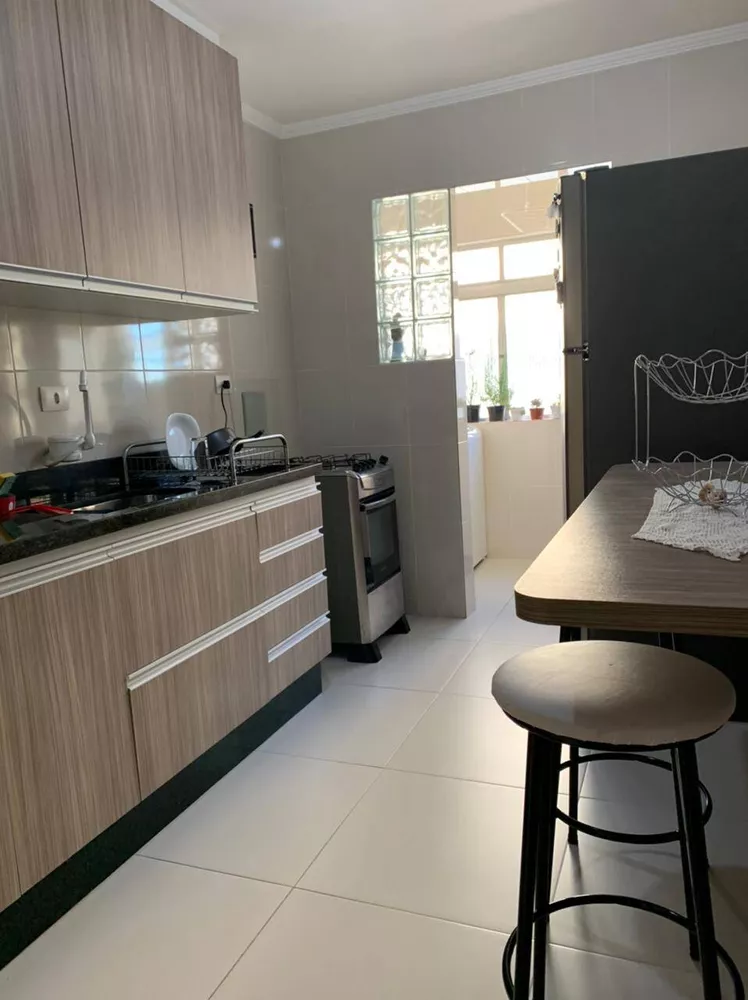 Apartamento à venda com 2 quartos, 80m² - Foto 1