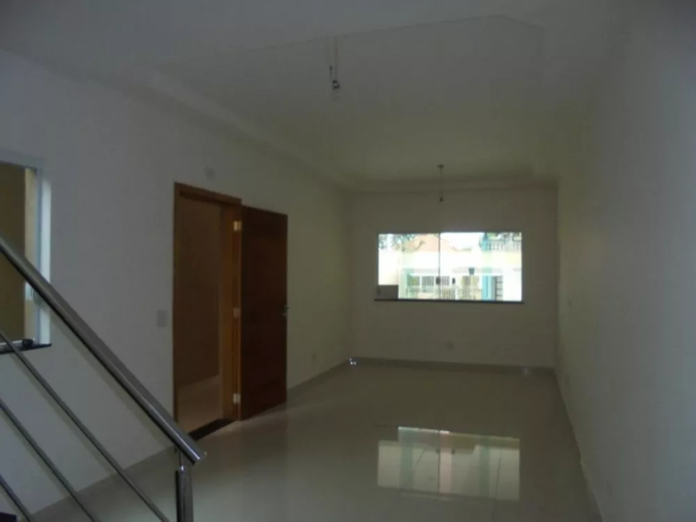 Sobrado à venda com 4 quartos, 260m² - Foto 2