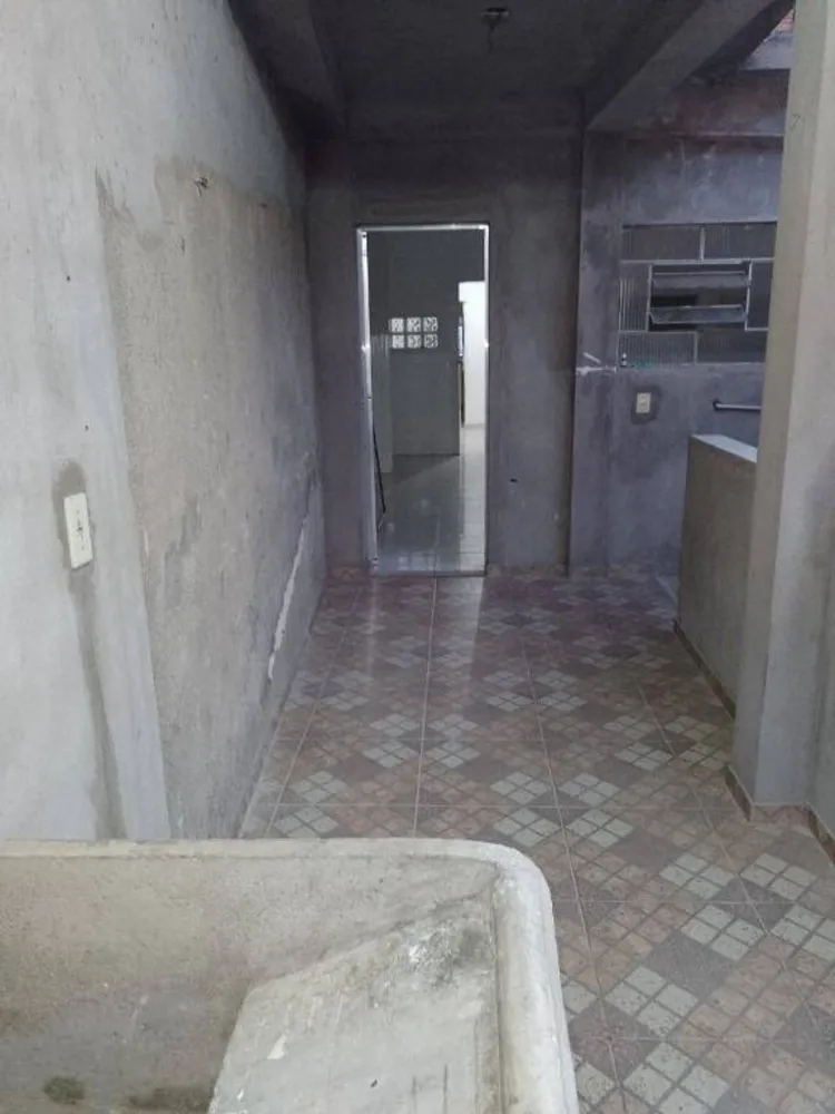 Casa, 1 quarto, 98 m² - Foto 2