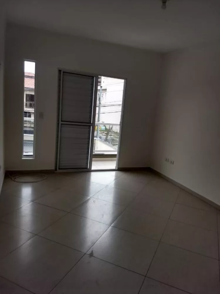 Casa à venda com 3 quartos, 200m² - Foto 4