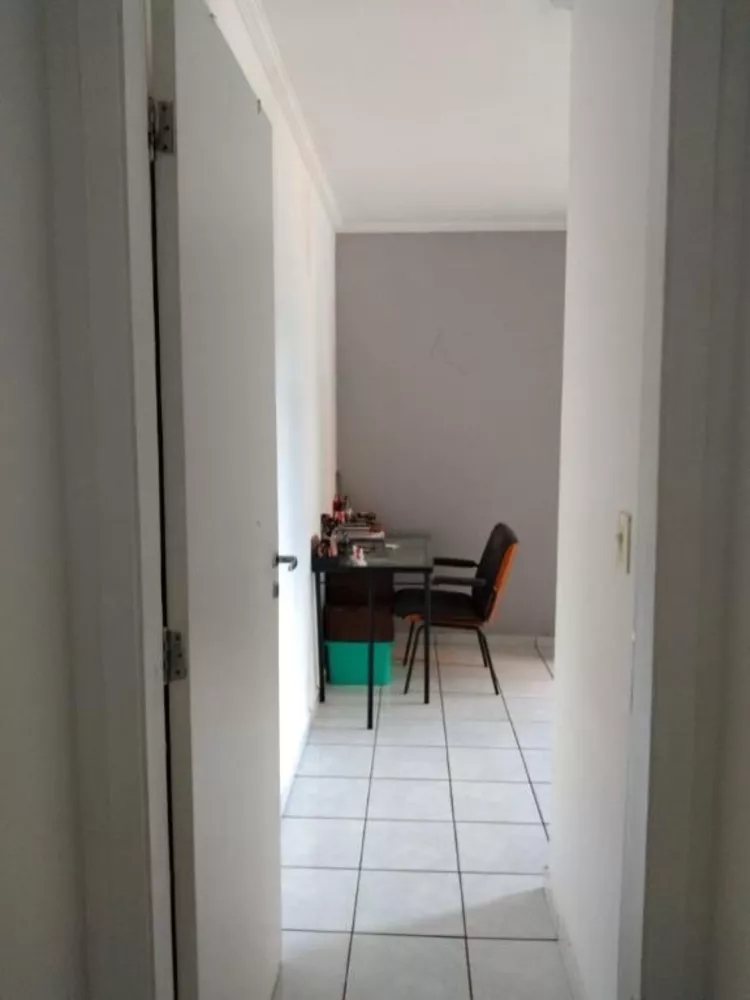 Apartamento à venda com 2 quartos, 62m² - Foto 3