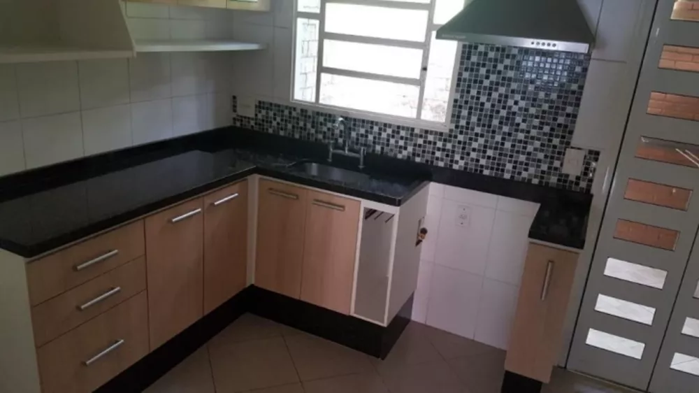 Sobrado à venda com 2 quartos, 66m² - Foto 1