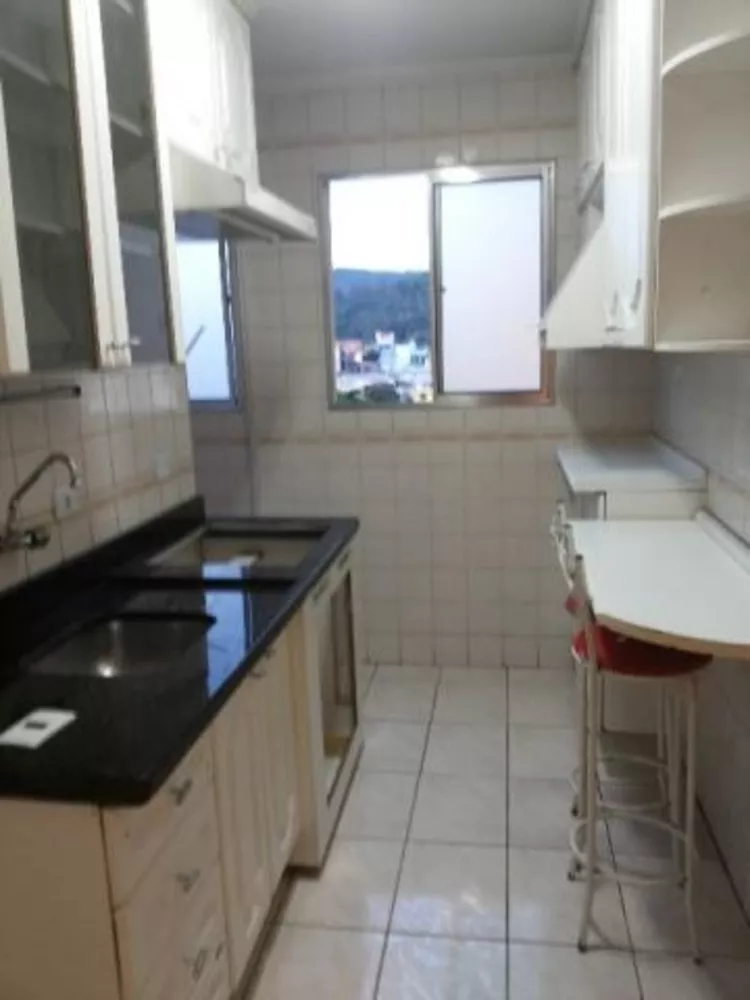 Apartamento à venda com 2 quartos, 63m² - Foto 2