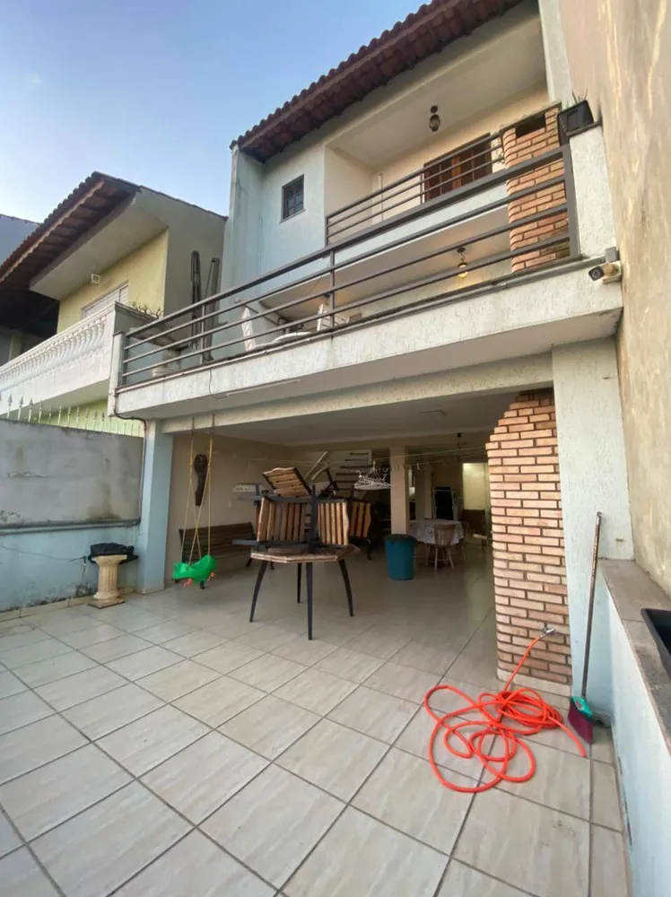 Casa, 3 quartos, 300 m² - Foto 4