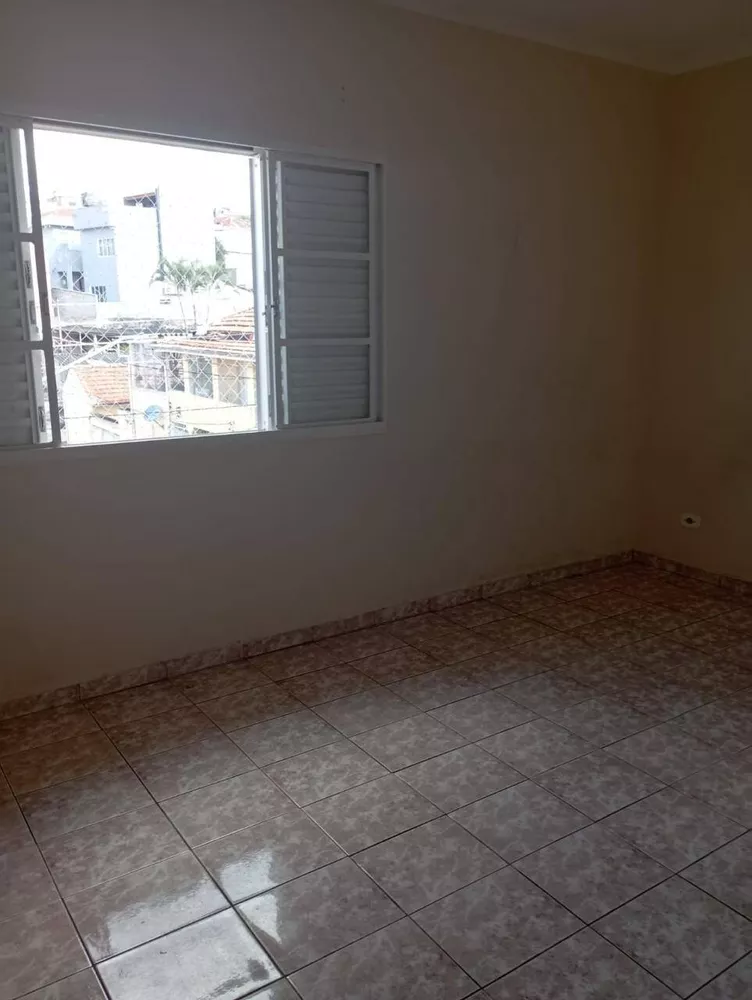 Casa para alugar com 2 quartos, 125m² - Foto 3