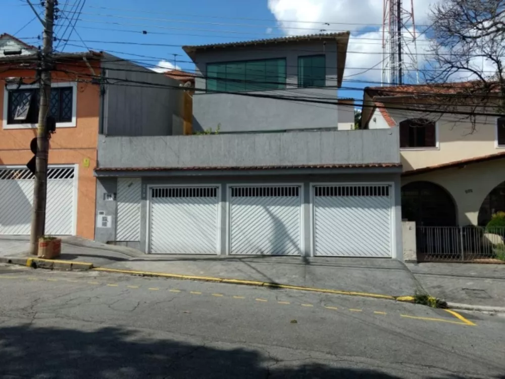 Casa para alugar com 4 quartos, 280m² - Foto 1