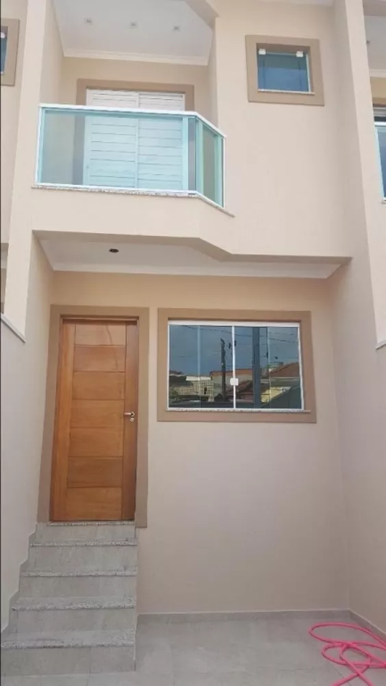 Sobrado à venda com 2 quartos, 140m² - Foto 2