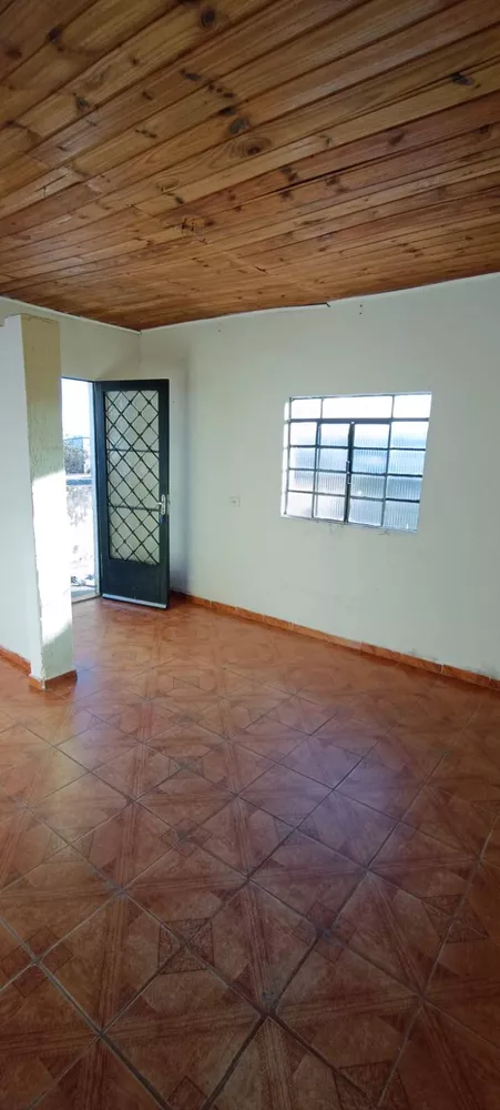 Casa para alugar com 2 quartos, 96m² - Foto 1