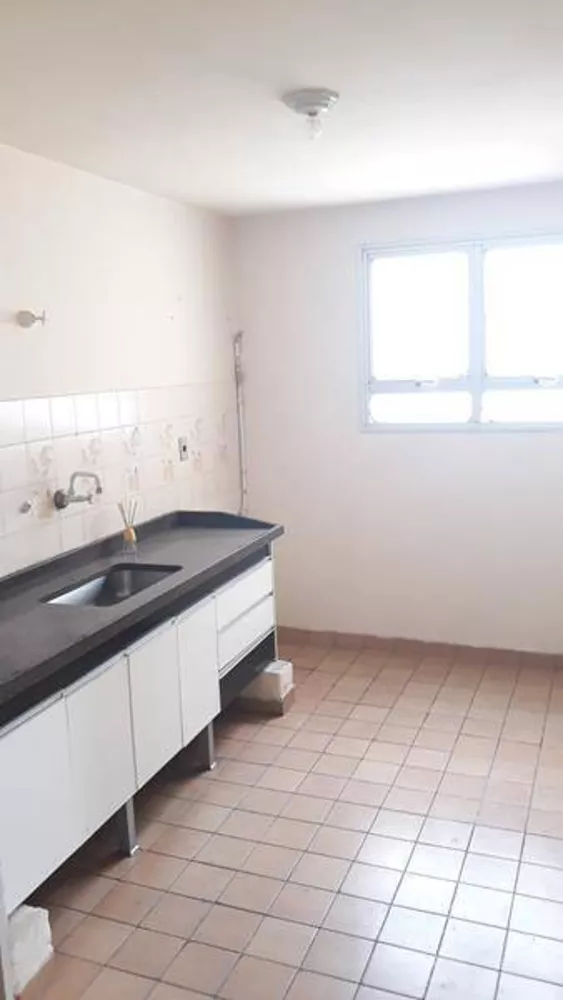 Apartamento à venda com 2 quartos, 51m² - Foto 3