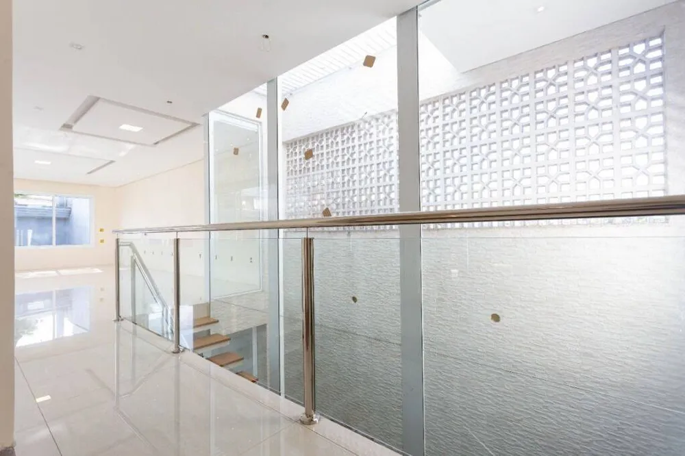 Casa, 3 quartos, 244 m² - Foto 2