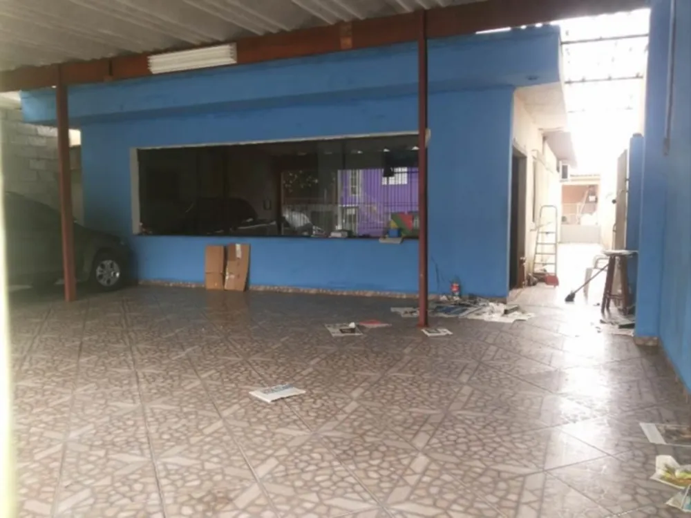 Casa, 3 quartos, 200 m² - Foto 1