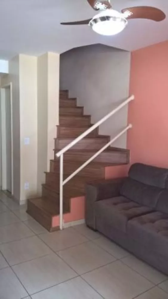 Sobrado à venda com 2 quartos, 60m² - Foto 3