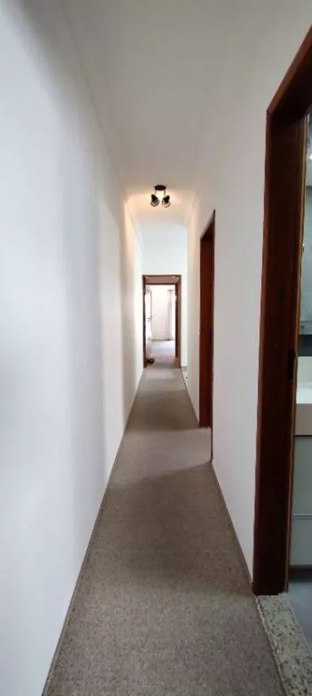 Sobrado à venda com 3 quartos, 150m² - Foto 2