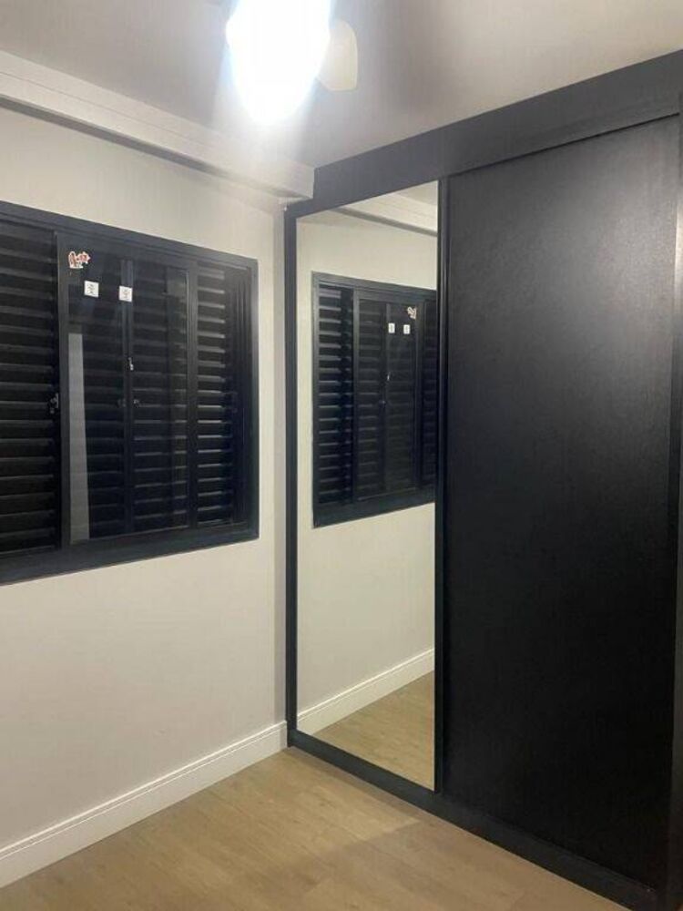 Apartamento à venda com 2 quartos, 78m² - Foto 4