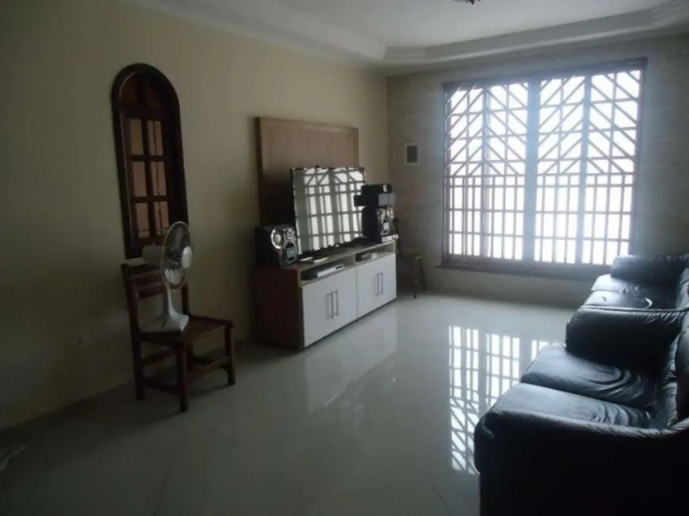 Sobrado, 3 quartos, 200 m² - Foto 3