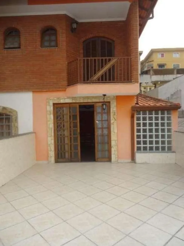 Sobrado, 3 quartos, 200 m² - Foto 1