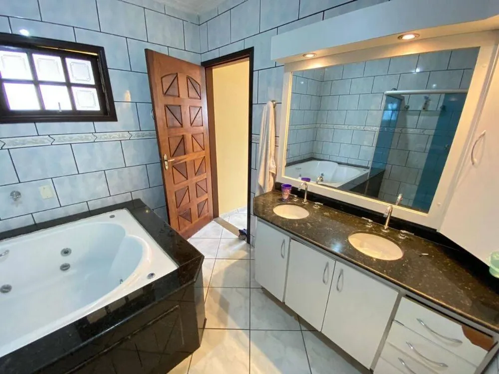 Casa, 4 quartos, 400 m² - Foto 1