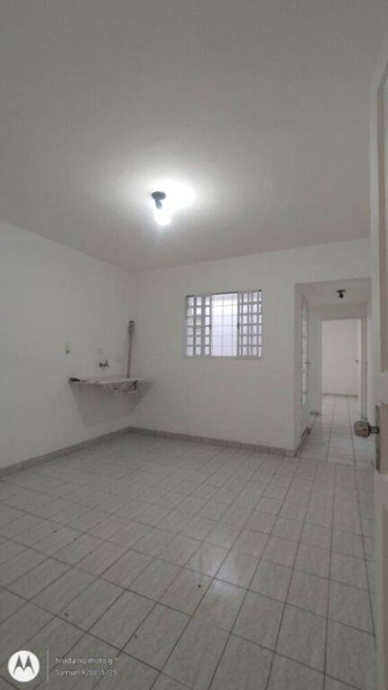Apartamento para alugar com 2 quartos, 75m² - Foto 7