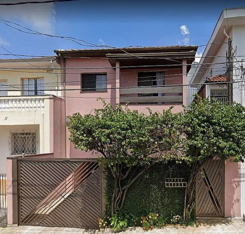 Sobrado à venda com 4 quartos, 200m² - Foto 1