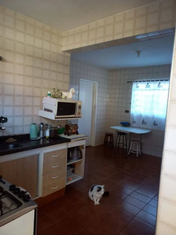 Casa, 3 quartos, 250 m² - Foto 6