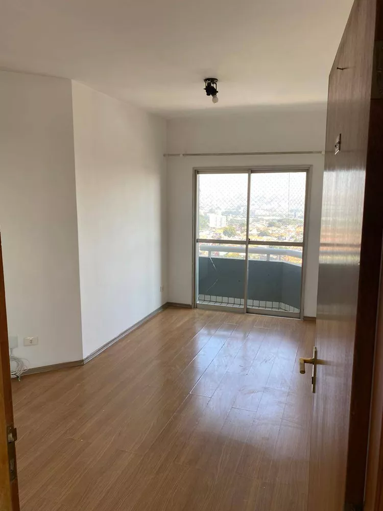 Apartamento à venda com 2 quartos, 65m² - Foto 2