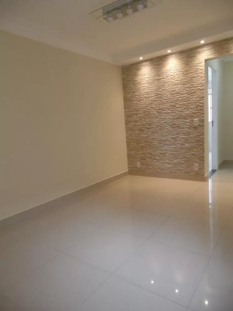 Apartamento à venda com 2 quartos, 48m² - Foto 4