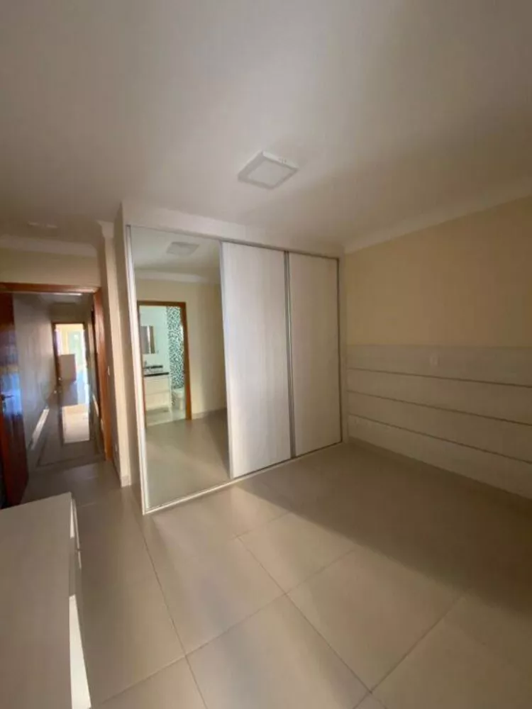 Sobrado à venda com 3 quartos, 240m² - Foto 10