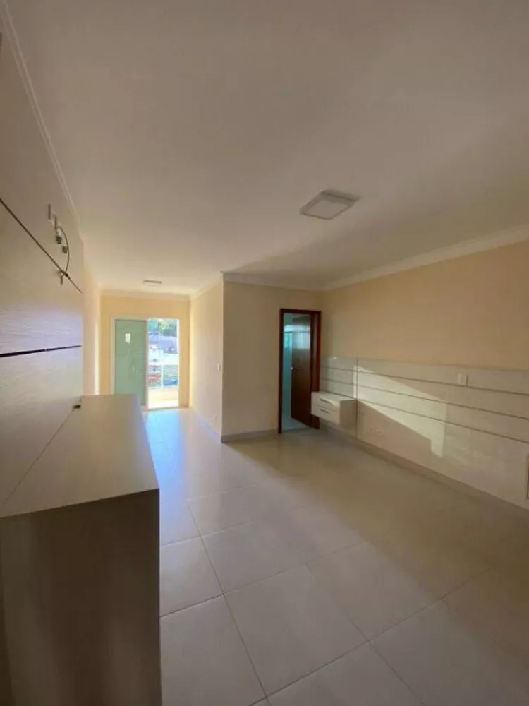 Sobrado à venda com 3 quartos, 240m² - Foto 14