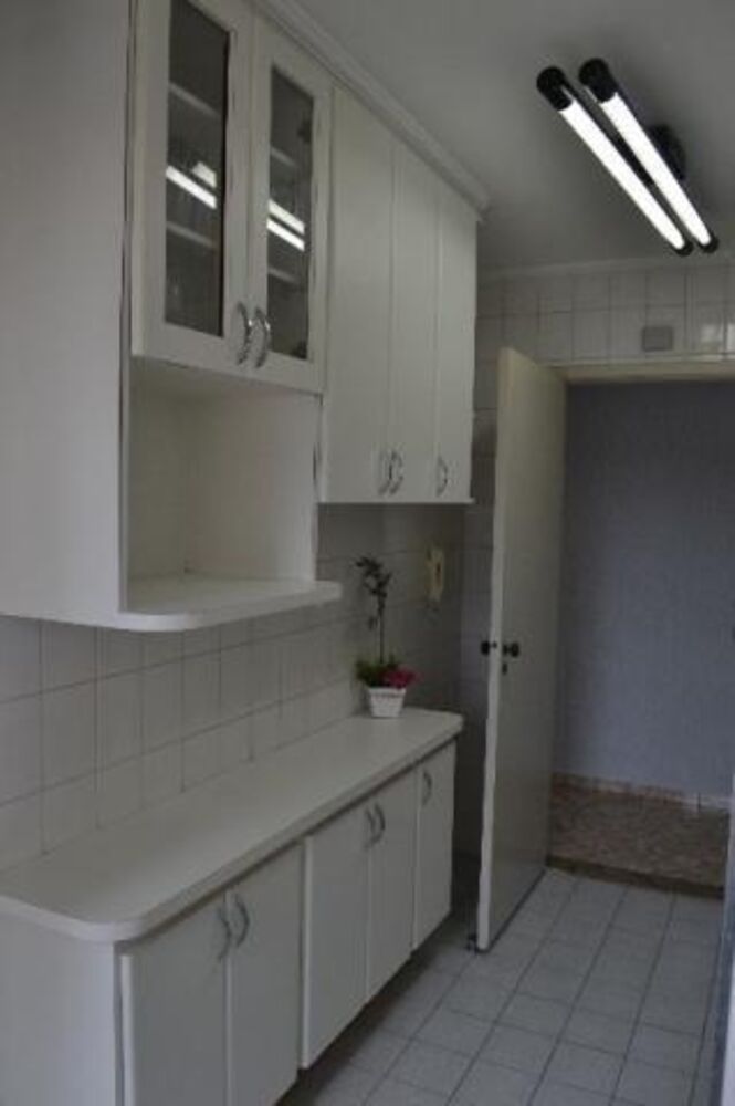 Apartamento à venda com 2 quartos, 62m² - Foto 3