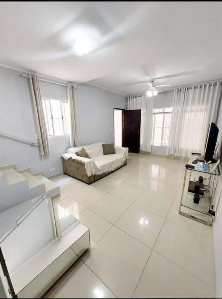 Casa, 2 quartos, 126 m² - Foto 1