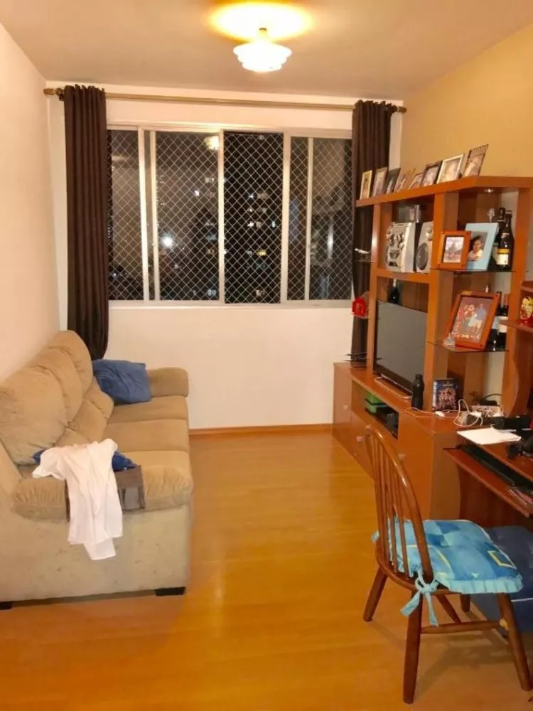 Apartamento à venda com 2 quartos, 66m² - Foto 3