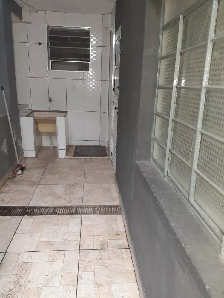 Casa para alugar com 1 quarto, 97m² - Foto 4